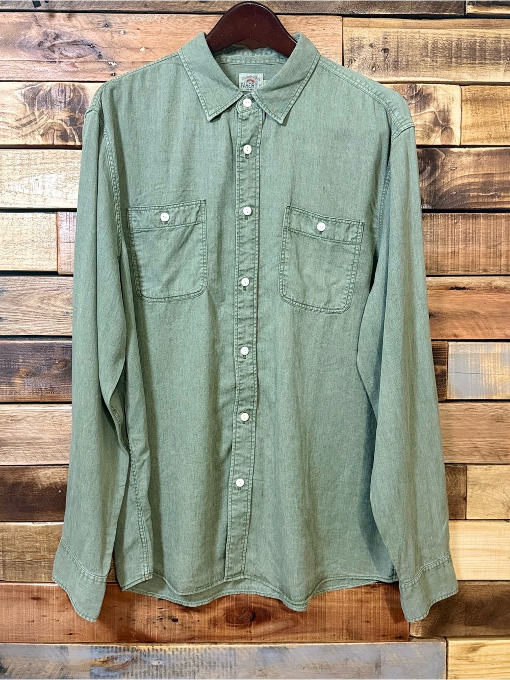 Faherty Desert Olive Green Tried & True Tencel Linen Chambray Shirt XL EUC